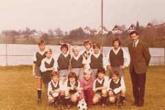 1972-Herbstmeister-mit-der-Schülermannschaft