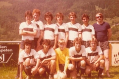 1976-77-Vizemeister-mit-der-Jugend